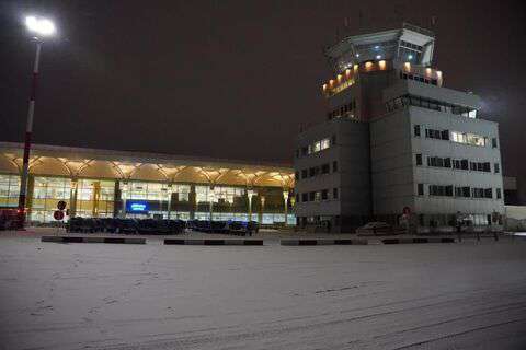 هشدار فرودگاه مشهد به‌ زائران رضوی در پی پیش‌بینی‌ بارش شدید برف