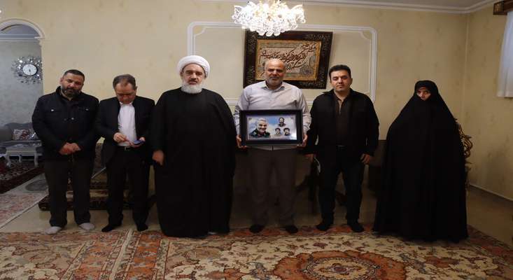 دیدار شهردار تبریز با خانواده شهیدان والامقام «ابراهیمی هراب» و «راسخی»