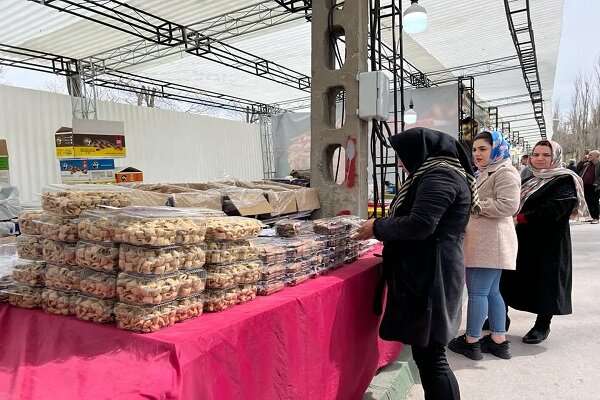 برپایی مجموعه نمایشگاهی سوغاتسرا، صنایع دستی و گردشگری در مجموعه ائل‌گولی در ایام نوروز