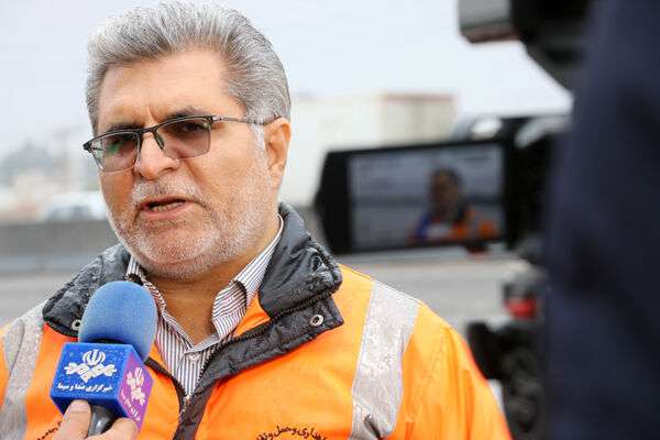 رانندگان ناوگان حمل و نقل عمومی باری الگوی رانندگی ایمن باشند