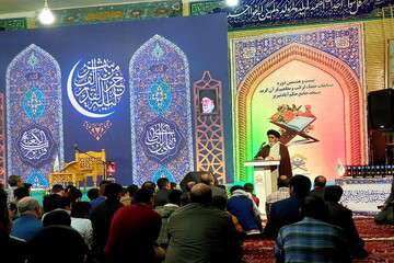 پخش زنده اذان از بلندگوی مساجد شهر