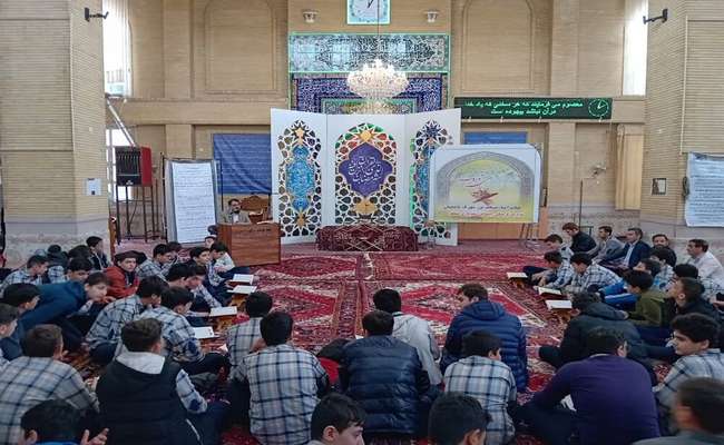 برپائی "کرسی تلاوت" در مسجد نور شهرک یاغچیان