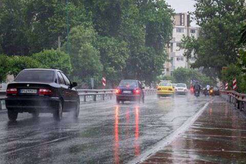 لغزندگی جاده‌ها به دنبال فعالیت سامانه بارشی از امروز تا چهارشنبه
