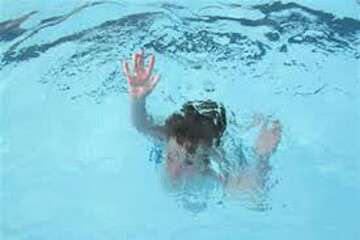 غرق شدن کودک تسوجی در استخر