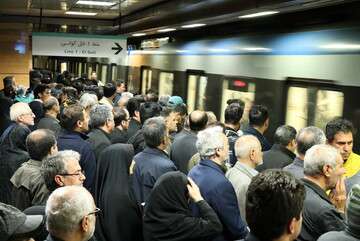 خدمات رسانی رایگان متروی تبریز به مناسبت برگزاری مراسم پرشکوه تشییع و بدرقه پیکرهای مطهر شهدای خدمت