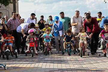 بزرگترین گردهمایی کودکان دوچرخه سوار تبریز برگزار شد
