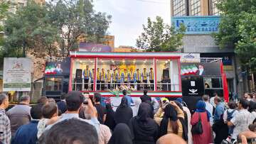 ایستگاه فرهنگی و صلواتی سازمان مدیریت حمل و نقل مسافر شهرداری در راهپیمایی بزرگ غدیر