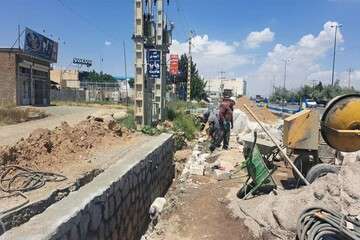 استمرار اجرای عملیات اصلاح کانال سنگی ورودی الوار علیا