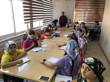 برگزاری کلاس های آموزش خطاطی در فرهنگسرهای سطح منطقه ۷ تبریز
