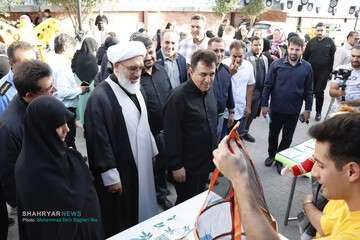 برپایی نمایشگاه فرهنگی پیرامون آموزش‌های پیشگیرانه از آسیب‌های اجتماعی
