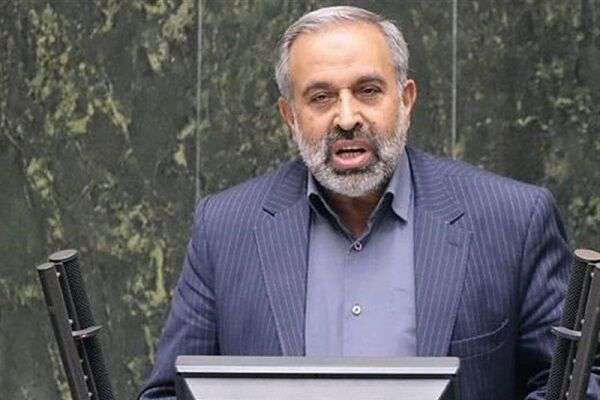 مطالبات مردمی را در تکمیل طرح‌های مسکن و حمل و نقل دنبال می‌کنیم