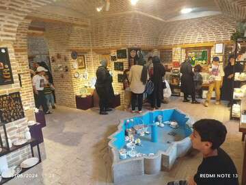 تداوم برگزاری تورهای گردشگری شهرداری منطقه ۱۰ تبریز