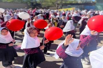 برگزاری ویژه برنامه روز ملی کودک در دبستان نرجس