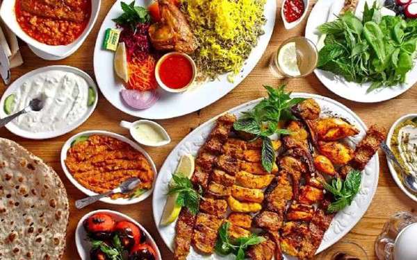  تجربه طعم اصیل غذاهای سنتی ایرانی در رستوران های قدیمی تهران