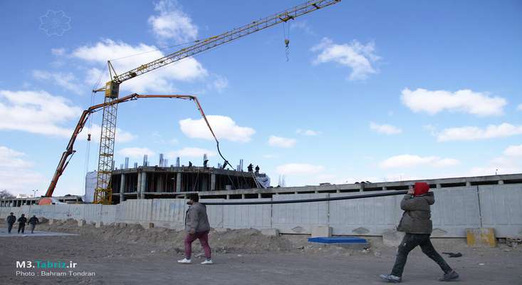 شروع عملیات نصب تاسیسات آبنمای ضلع جنوبی عمارت کلاه فرنگی در پارک باغشمال