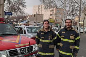 استقرار خودروهای ثابت و گشت سیار آتش نشانی در سطح شهر مستقر می شوند