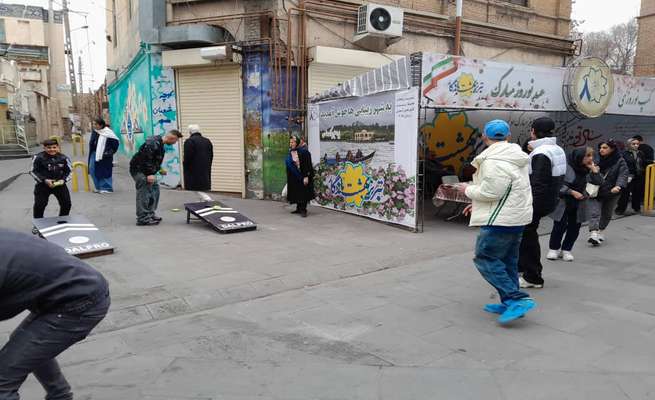 راه اندازی امکانات ورزشی در کمپ گردشگری شهرداری منطﻘه ۸