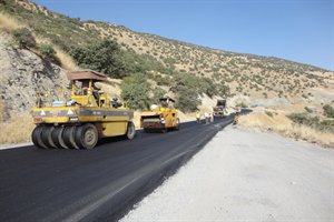 رسیدن شاخص راه آسفالته روستایی کردستان به میانگین کشوری نیازمند ۶۰۰ میلیارد تومان اعتبار است