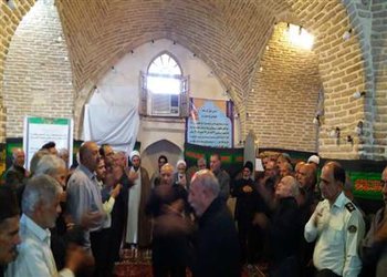 برگزاری مراسم عزاداری دهه اول محرم در مسجد امام صادق (ع) شهرکرد