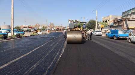 اقدامات اخیر واحد عمران در روکش آسفالت خیابانها و کوچه های سطح شهر